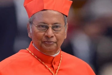 අගරදගුරු මැල්කම් කාදිනල් රංජිත් හිමිපාණන්ගේ විශේෂ නත්තල් පණිවිඩය.. (VIDEO)