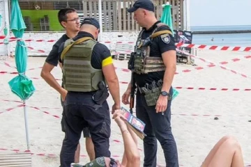 உக்ரேனிய ராணுவத்தினரைக் கண்டு அஞ்சி ஒளிந்துகொள்ளும் மக்கள்... வெளியான காரணம்