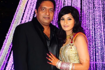 மகன் முன்னிலையில் திருமணம் செய்து கொண்ட பிரகாஷ் ராஜ்! உச்சக்கட்ட மகிழ்ச்சியில் குடும்பம்... வாழ்த்தும் ரசிகர்கள்