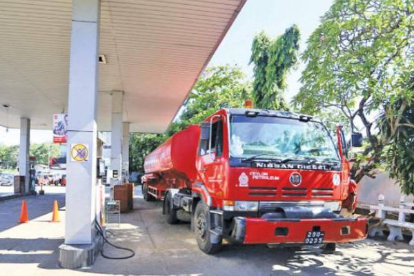 எரிபொருள் விநியோகஸ்தர்கள் சங்கம் வெளியிட்டுள்ள முக்கிய அறிவிப்பு! | Important Announces Fuel Distributors Association