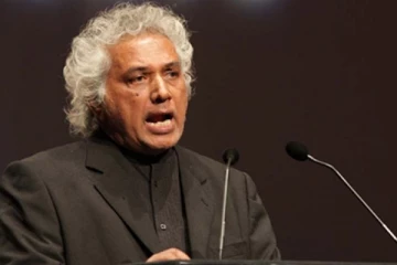 நவ சமசமாஜ கட்சியின் தலைவர் விக்ரமபாகு கருணாரட்ன காலமானார்