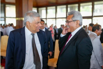 ரணிலின் போஸ்டரை பார்த்து பதற்றமடைந்த கோட்டாபய