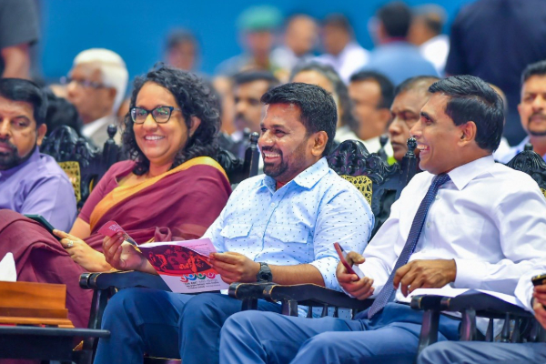 சுங்கத்திணைக்களத்தை கடுமையாக எச்சரித்த அநுர | Anura Stern Warning To The Customs Department சுங்கத்திணைக்களத்தை கடுமையாக எச்சரித்த அநுர | Anura Stern Warning To The Customs Department