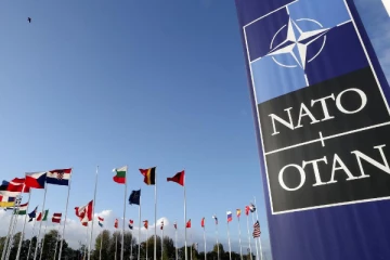 உக்ரைன் போரின் எதிரொலி..நேட்டோ அமைப்பில் இணையும் இரு நாடுகள்?