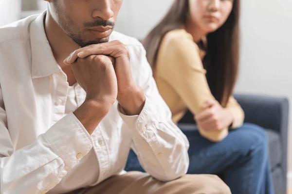 2 குழந்தைகளின் தாயினால் காதலனுக்கு அரங்கேற்றப்பட்ட கொடூரம் ; இறுதியில் பெண்ணுக்கு காத்திருந்த அதிர்ச்சி | Shocking Incident Involving A Married Woman 2 குழந்தைகளின் தாயினால் காதலனுக்கு அரங்கேற்றப்பட்ட கொடூரம் ; இறுதியில் பெண்ணுக்கு காத்திருந்த அதிர்ச்சி | Shocking Incident Involving A Married Woman