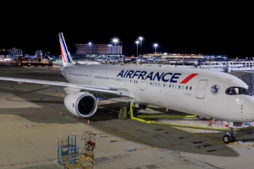 ஆசியாவுக்கான சேவைகளை பாதியாக குறைக்கும் Air France