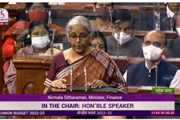 2022-23 நிதி ஆண்டுக்கான மத்திய பட்ஜெட் ; பாராளுமன்றத்தில் நிதியமைச்சர்  நிர்மலா சீதாராமன் தாக்கல் செய்தார்