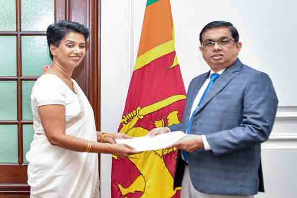இலங்கையின் முதல் பெண் கணக்காய்வாளர் நாயகம்! | Sri Lanka S First Female Auditor General