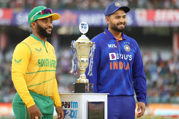 இந்திய அணி தோல்விக்கு இவர்கள் தான் காரணம் ரிஷப் பண்ட் வேதனை..! - தமிழ்நாடு