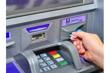 வாடிக்கையாளர்கள் உஷார் - இன்று முதல் ஏடிஎம் கட்டணம் உயர்வு