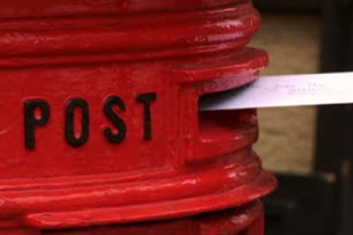 யாழ்ப்பாணம் உட்பட பல பகுதிகளின் தபால் விநியோகத்தில் அதிரடி மாற்றம் ; எரிபொருள் நெருக்கடியால் சிக்கல் | Postal Delivery Shake Up In Jaffna And Other Areas யாழ்ப்பாணம் உட்பட பல பகுதிகளின் தபால் விநியோகத்தில் அதிரடி மாற்றம் ; எரிபொருள் நெருக்கடியால் சிக்கல் | Postal Delivery Shake Up In Jaffna And Other Areas