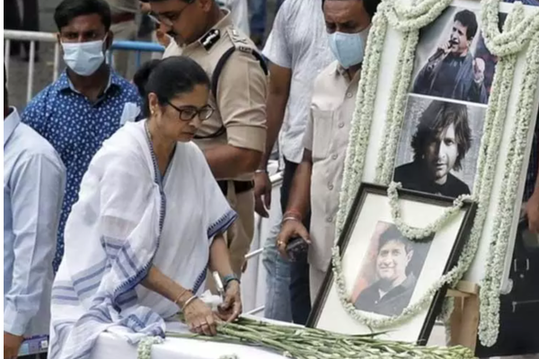 பாடகர் கே.கே உடலுக்கு முதலமைச்சர் மம்தா பானர்ஜி நேரில் அஞ்சலி - துப்பாக்கி குண்டுகள் முழங்க அரசு மரியாதை | K K Singer Death Mamata Banerjee