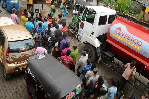 இலங்கையில் இப்படி ஒரு நிலை மீண்டும் ஏற்பட்டால் நாட்டை மீட்க முடியாது! | Restlessness Sri Lanka Again Country Cannot Saved