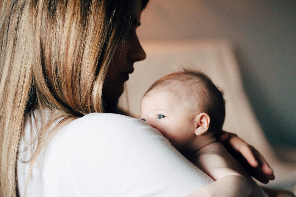 தாய்ப்பாலில் மைக்ரோ பிளாஸ்டிக்.. தாய்மார்களே கவனம் - அதிர்ச்சி தகவல்! | Microplastics In Human Breast Milk