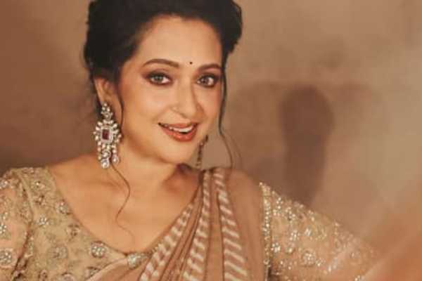 58 வயது நடிகை சீதாவா இது!! மாடர்ன் லுக்கில் இப்படி கலக்குறாங்களே... | Actress Seetha After 58 Age Photoshoot Post Viral