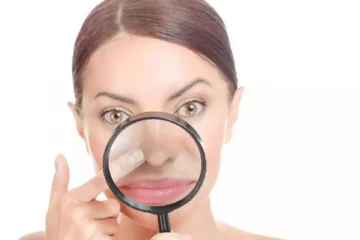 மூக்கின் மேலிருக்கும் கரும்புள்ளிகளை நீக்க! வீட்டில் இருந்தபடியே இப்படி செய்தால் போதும்