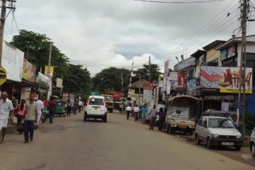 கோவிட் - 19 தொற்று பரவல்! அளவ்வ நகரத்தின் வியாபாரத்தளங்களுக்கு பூட்டு