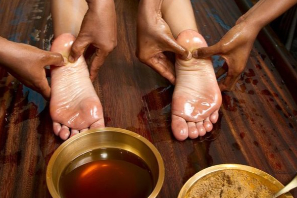 கொழும்பு மசாஜ் நிலையத்தில் சிக்கிய தாய்லாந்து அழகிகள் | Thai Beauties Trapped In Colombo Massage Parlor
