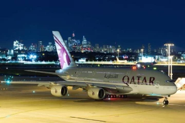 கட்டுநாயக்க விமான நிலையத்திலிருந்து அதிரடியாக தோஹாவுக்கு நாடு கடத்தப்பட்ட வெளிநாட்டவர்