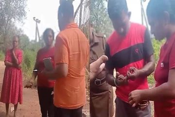 பட்டப்பகலில் மயானத்தில் பலி கொடுத்த பெண்கள் ; கல்லறையில் கிடைத்த பொருட்களால் பீதியில் உறையும் மக்கள்