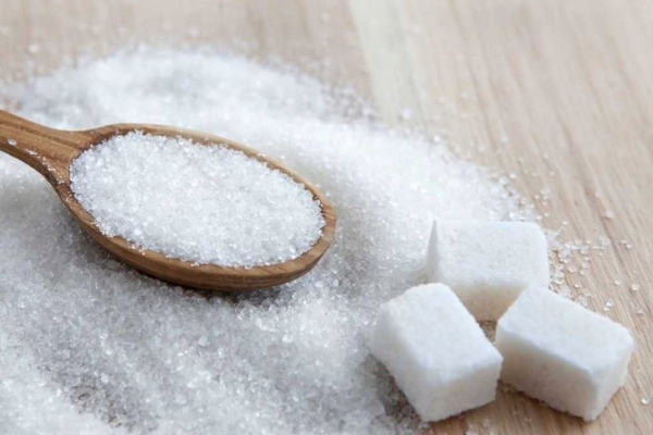 இந்த பொருட்கள் வருஷ கணக்கில் கெட்டேப்போகாது! பயப்படாமல் வைத்து விரும்பி விரும்பி சாப்பிடலாமாம்! | Common Food Items That Never Expire