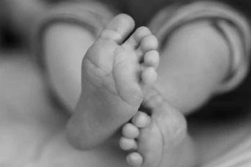 நான் கருப்பு..குழந்தை மட்டும் எப்படி சிவப்பா? தந்தையின் வெறிச்செயல்!