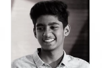 கவுகாத்தியில் உயிரிழந்த தமிழக டென்னிஸ் வீரர் விஷ்வா தீனதயாளனின் உடல் சென்னை வந்தது