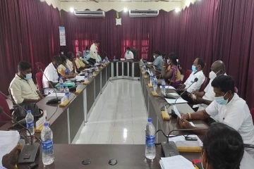 புதுக்குடியிருப்பு பிரதேச சபை அமர்வு இடம்பெற்றுள்ளது