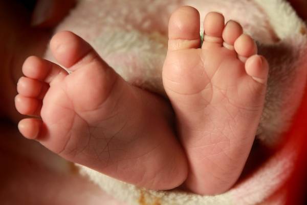 ஓரே பிரசவத்தில் 4 குழந்தைகளை பெற்றெடுத்த இந்திய பெண் | Woman Gives Birth To 4 Children In One Delivery