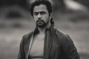 Survivor ஷோவில் முதல் ஆளாக வெளியேறுவது எந்த பிரபலம்?