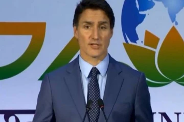 கனடா பிரதமர் ஜஸ்டின் ட்ரூடோவை அழைத்து செல்ல வரவழைக்கப்பட்ட விமானம்!