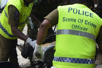 தொடருந்தில் மோதி யுவதி ஒருவர் மரணம்: வெள்ளவத்தையில் சம்பவம்!