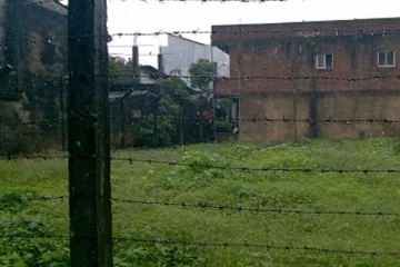 20 வருடங்களாக வசித்து வரும் காணியை வழங்குமாறு சிலர் அச்சுறுத்தல் விடுப்பதாக நபரொருவர் முறைப்பாடு