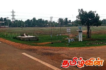 மன்னாரில் விளையாட்டு மைதானத்தில் மத சிலை! இளைஞர்கள் கடும் எதிர்ப்பு