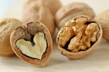 தினமும் மறக்காமல் 5 வால்நட்ஸ் சாப்பிடுங்கள்: இந்த 10 பிரச்சனைகள் வரவே வராது