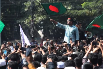 முஹம்மது யூனுஸுக்கு ஆதரவாக டாக்காவில் புதிய போராட்டம்