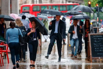 இங்கிலாந்தின் பல பகுதிகளுக்கு மஞ்சள் எச்சரிக்கை விடுப்பு