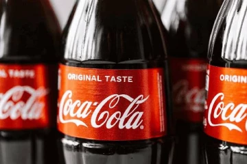 திருடி விற்கப்பட்ட கோகோ கோலா ரகசிய சூத்திரம்... பின்னர் நடந்த நம்ப முடியாத சம்பவம்