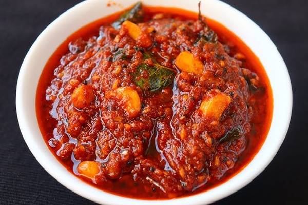 poondu thokku : ஒட்டுமொத்த ஆரோக்கிய பிரச்சினைகளுக்கும் தீர்வாகும் பூண்டு தொக்கு! | Amazing Health Benefits And Poondu Thokku Recipe poondu thokku : ஒட்டுமொத்த ஆரோக்கிய பிரச்சினைகளுக்கும் தீர்வாகும் பூண்டு தொக்கு! | Amazing Health Benefits And Poondu Thokku Recipe