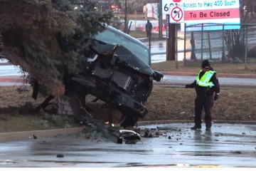 வோகனில் மூன்று வாகனங்கள் மோதி விபத்து