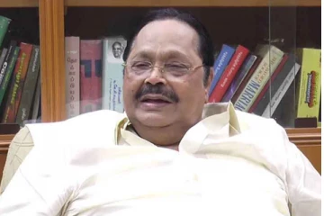 மேகதாது அணை விவகாரம் தொடர்பாக..மத்திய நீர்வளத்துறை அமைச்சரை சந்தித்தார் தமிழ்நாடு நீர்வளத்துறை அமைச்சர் துரைமுருகன்