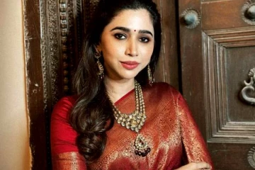 அரச குடும்ப வாரிசு.. ஆர்த்திக்கு மறுமணமா? அம்மாவின் பதிவால் குழப்பத்தில் ரசிகர்கள்