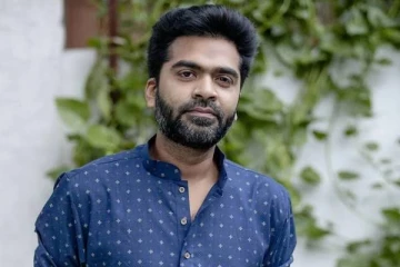 சிம்பு பக்கம் ரூட்டை மாற்றிய சீரியல் நடிகை.. அடம்பிடித்து வெளியிட்ட புகைப்படம்