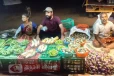 சொந்த ஊரில் திடீரென காய்கறி விற்ற நடிகர் விமல்...