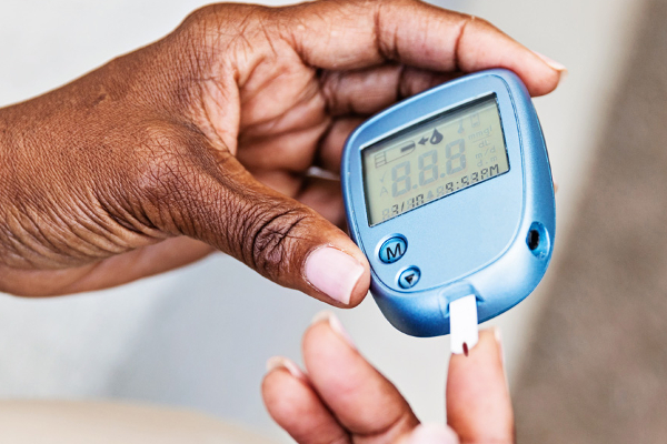 முட்டையின் மஞ்சள் கருவை யாரெல்லாம் சாப்பிட கூடாது? | Who Should Not Eat Egg Yolk Experts Say