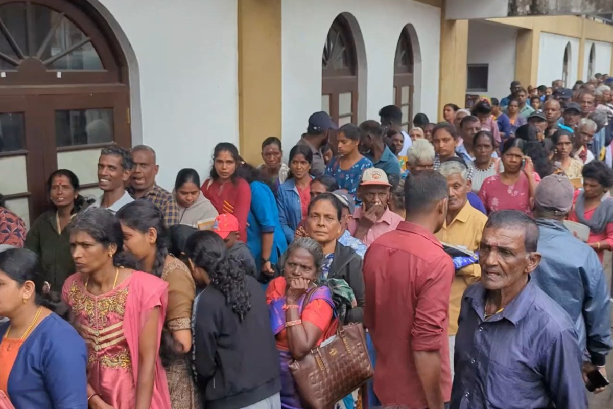 நோர்வூட் பிரதேச செயலகத்தில் அஸ்வெசும நிதி மோசடி! பிரதேச செயலக உத்தியோகத்தர்களுக்கு பிறப்பிக்கப்பட்ட உத்தரவு | Financial Fraud Norwood Divisional Secretariat