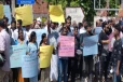 வவுனியா மாநகர சபை முதல்வர் பணி நீக்கம் - ஆளுநருக்கு எதிராக வெடித்த போராட்டம்