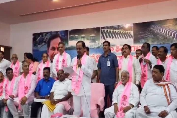 தேசிய அரசியலில் குதித்தார் தெலுங்கானா முதலமைச்சர் சந்திரசேகர ராவ் - “பாரத் ராஷ்டிரிய சமிதி” கட்சி தொடக்கம்