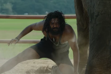 விஜயகாந்த் மகன் சண்முக பாண்டியன் நடித்துள்ள 'படை தலைவன்' ட்ரெய்லர்