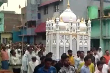 மொஹரம் ஊர்வலத்தின் மின்சாரம் தாக்கி 4 பேர் உயிரிழப்பு..!